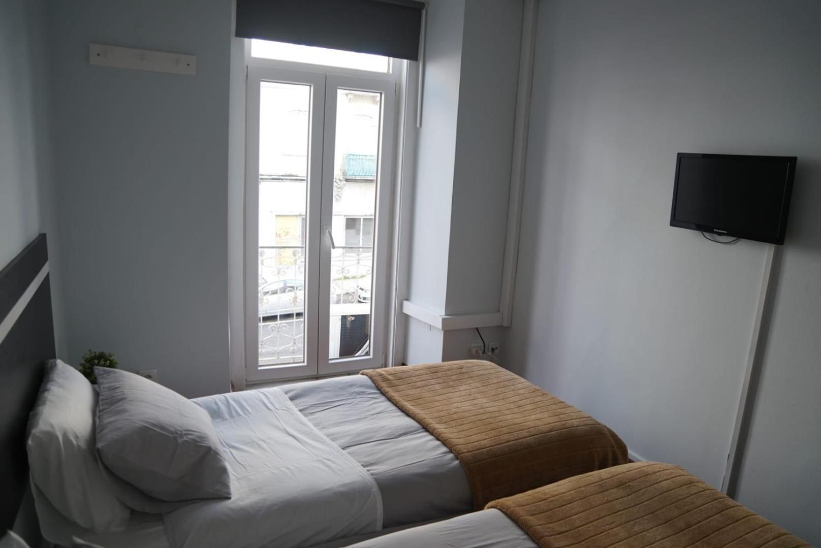 Bisengototo Homestay Lisbon Bagian luar foto