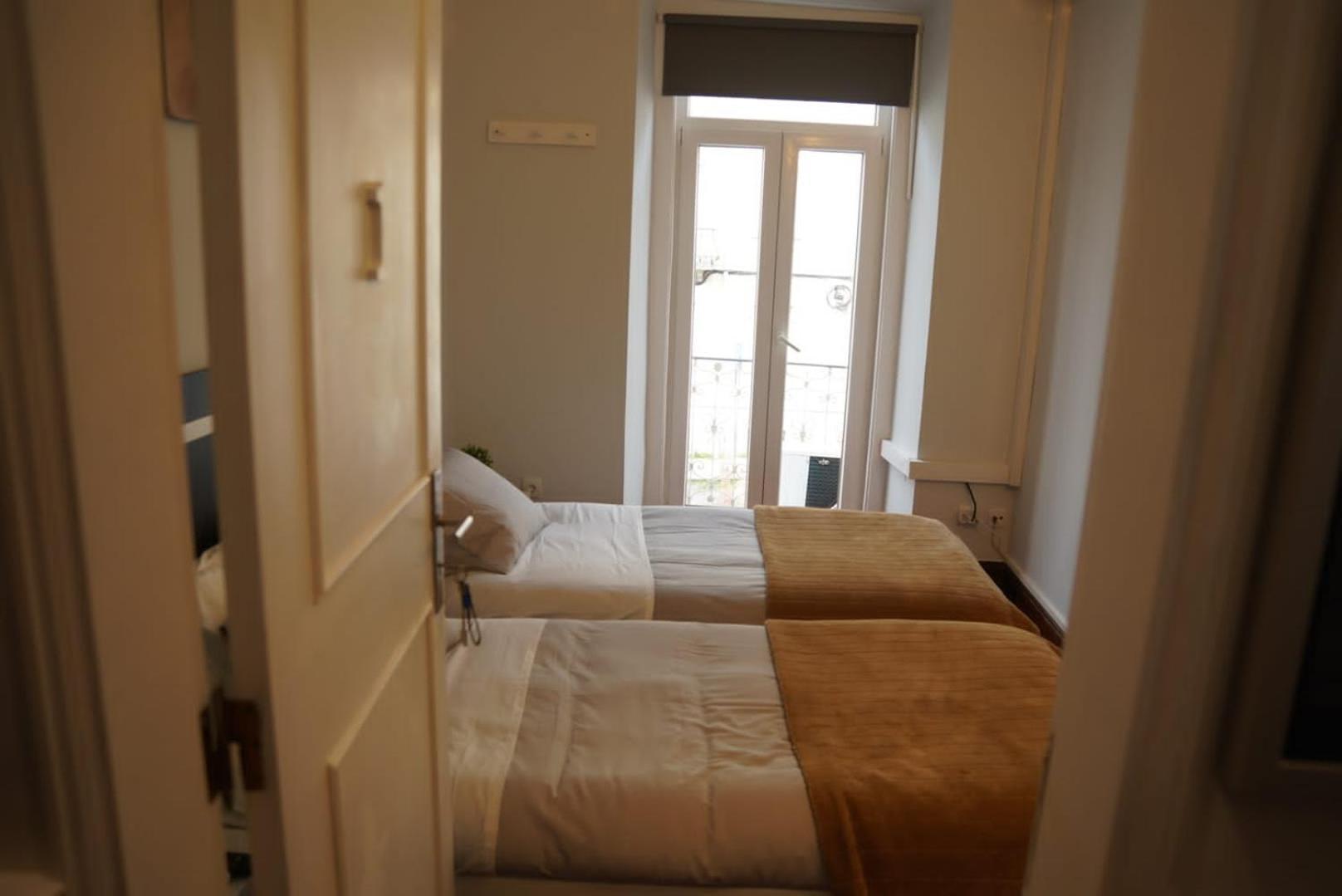 Bisengototo Homestay Lisbon Bagian luar foto