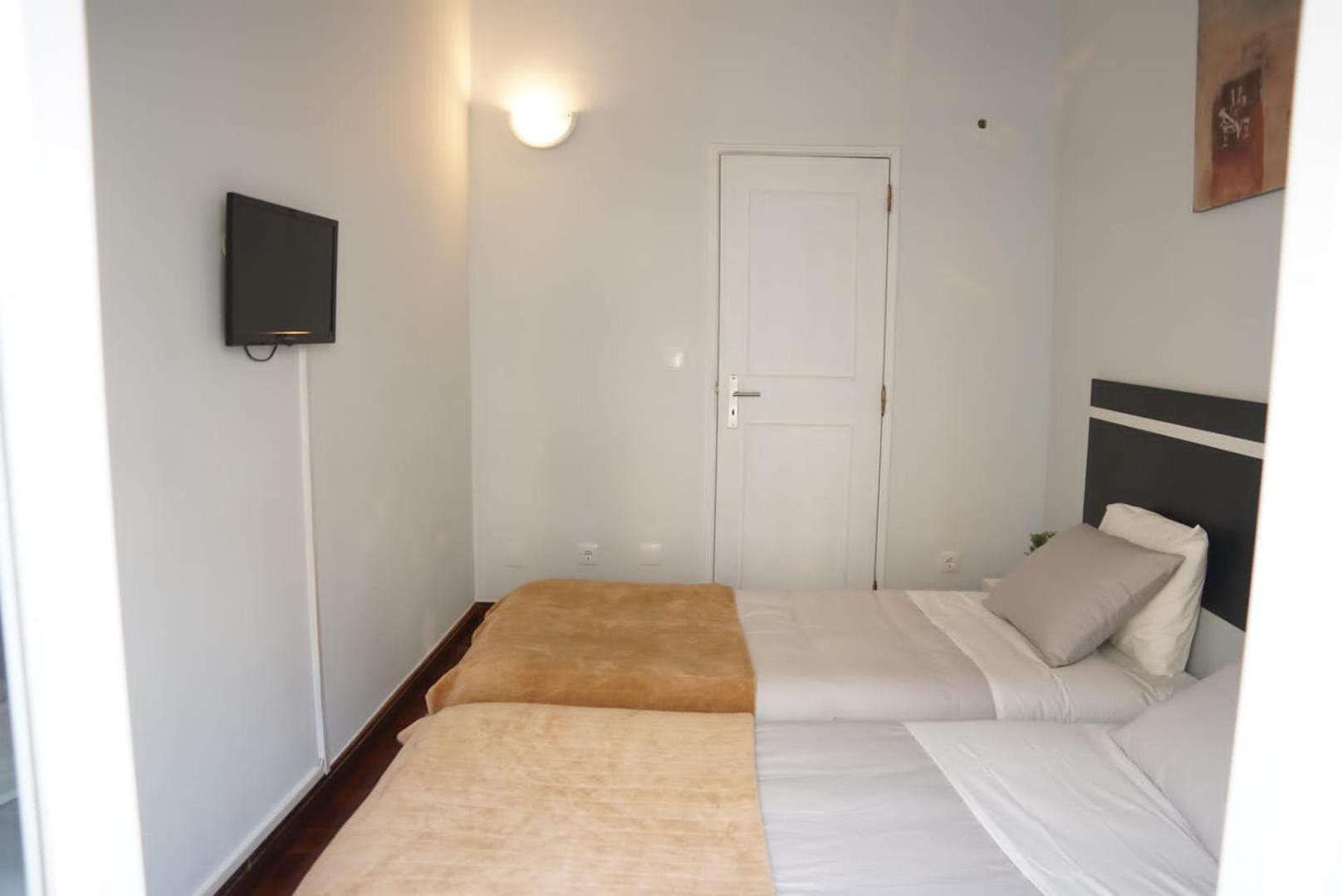 Bisengototo Homestay Lisbon Bagian luar foto